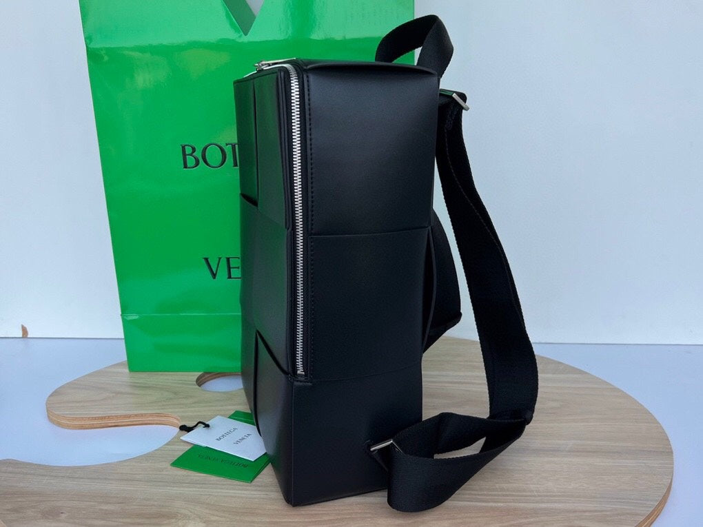 Woven Backpack 34 IN Black Lambskin