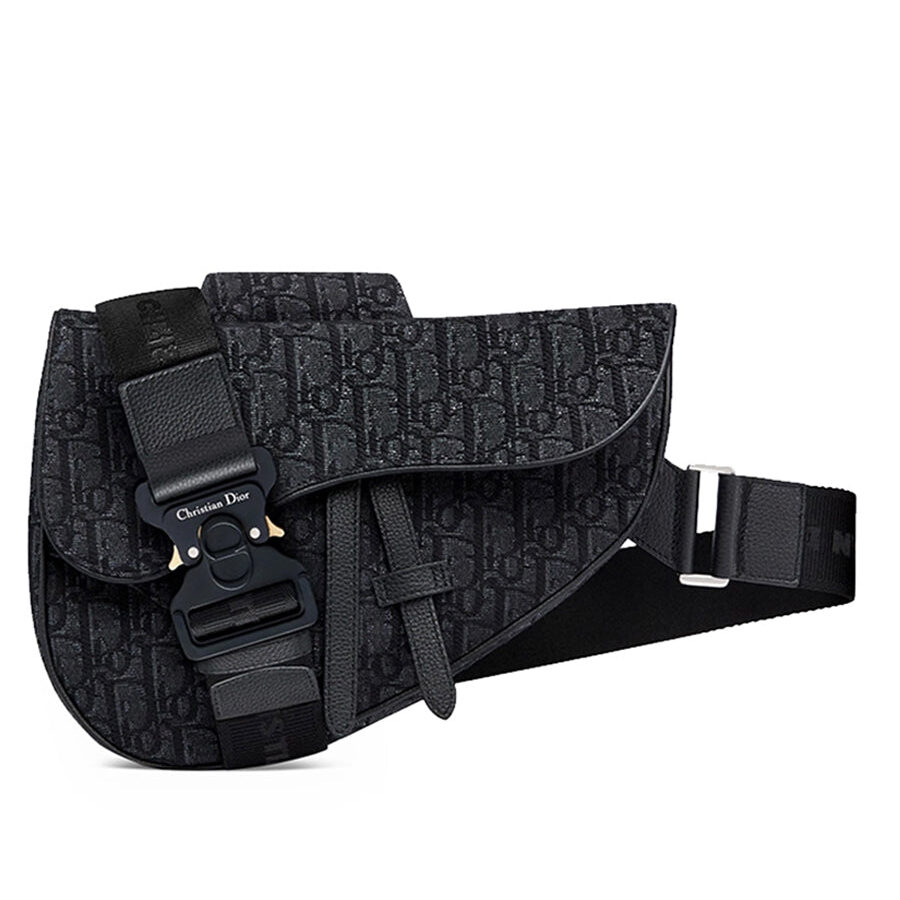 Dior Saddle black bag – front view