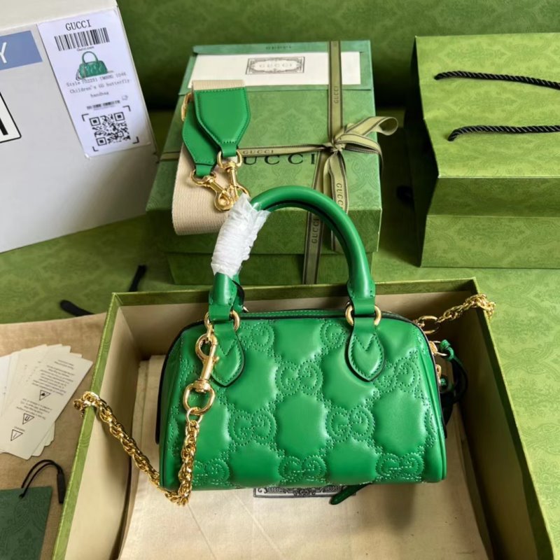 حقيبة كتف Gucci GG Matelasse | Studio Nafay