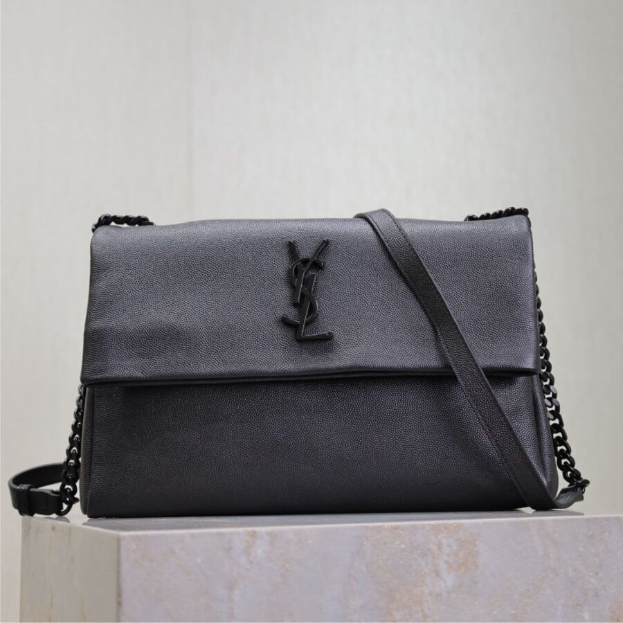 Designer handbag black – front view